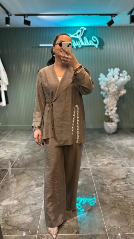 YENİ SEZON TESETTÜR GİYİM ŞIK KADIN KOMBİN TAKIM RAHAT KALIP BÜYÜK BEDEN SEÇENEKLERİ ÇALIKUŞU DESİGN